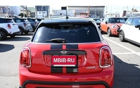 MINI Hatch, 2022 год, 1 580 000 рублей, 4 фотография