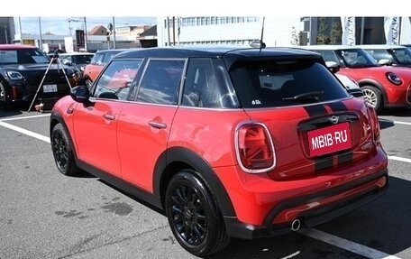 MINI Hatch, 2022 год, 1 580 000 рублей, 5 фотография