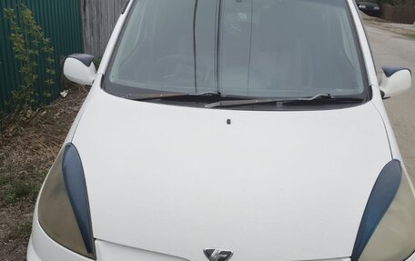 Toyota FunCargo, 2002 год, 400 000 рублей, 6 фотография
