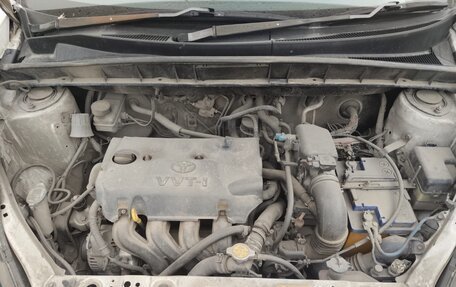 Toyota FunCargo, 2002 год, 400 000 рублей, 2 фотография