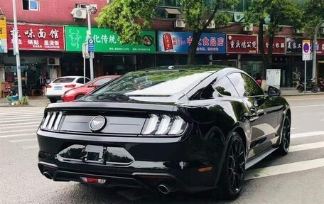 Ford Mustang VI рестайлинг, 2020 год, 3 200 000 рублей, 6 фотография