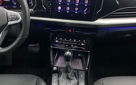 Volkswagen Passat B8 рестайлинг, 2021 год, 2 200 900 рублей, 13 фотография