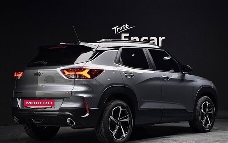 Chevrolet TrailBlazer, 2022 год, 1 800 000 рублей, 2 фотография