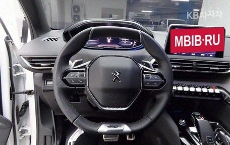 Peugeot 3008 II, 2022 год, 1 700 000 рублей, 5 фотография