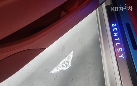 Bentley Continental GT III, 2021 год, 16 000 000 рублей, 26 фотография