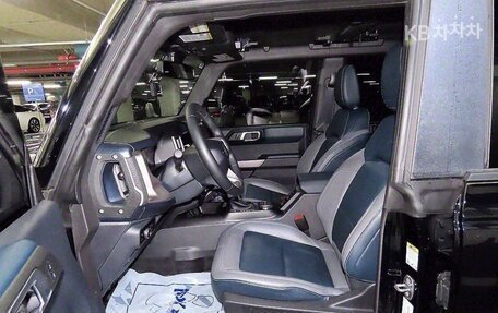 Ford Bronco, 2022 год, 4 000 000 рублей, 8 фотография