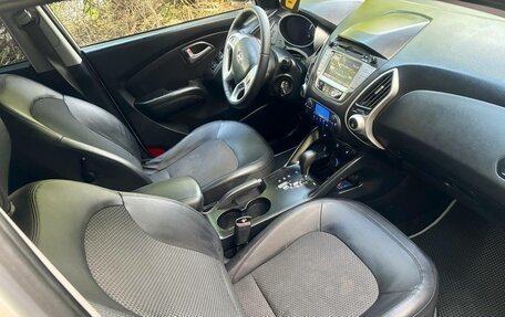 Hyundai ix35 I рестайлинг, 2012 год, 1 050 000 рублей, 22 фотография