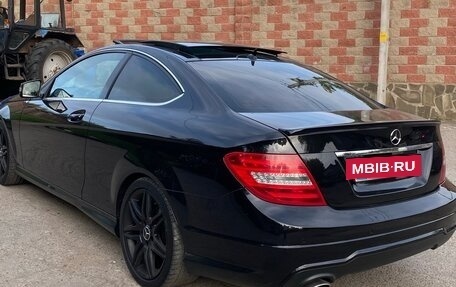 Mercedes-Benz C-Класс, 2014 год, 2 200 000 рублей, 3 фотография