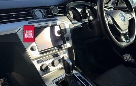 Volkswagen Passat B8 рестайлинг, 2015 год, 1 899 999 рублей, 14 фотография