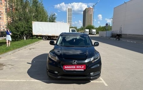 Honda Vezel, 2017 год, 2 200 000 рублей, 9 фотография