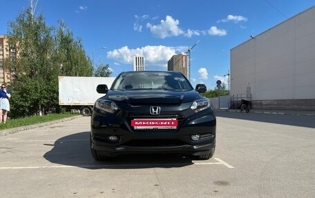 Honda Vezel, 2017 год, 2 200 000 рублей, 7 фотография