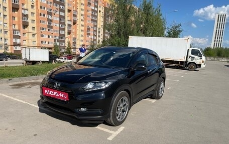 Honda Vezel, 2017 год, 2 200 000 рублей, 10 фотография