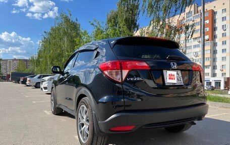 Honda Vezel, 2017 год, 2 200 000 рублей, 21 фотография
