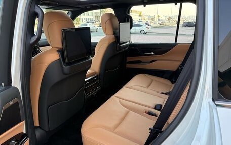Lexus LX, 2025 год, 25 000 000 рублей, 9 фотография