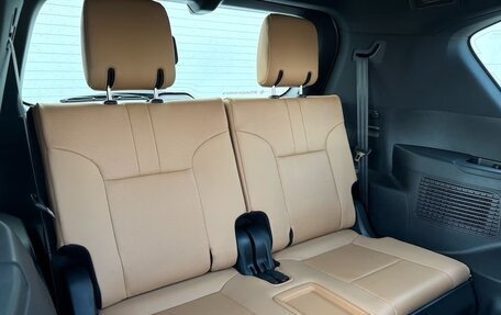 Lexus LX, 2025 год, 25 000 000 рублей, 11 фотография
