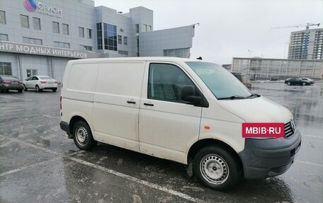 Volkswagen Transporter T5 рестайлинг, 2007 год, 800 000 рублей, 2 фотография