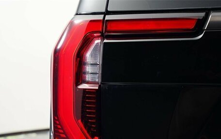 GMC Yukon IV, 2025 год, 18 500 000 рублей, 14 фотография