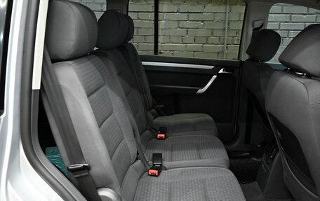 Volkswagen Touran III, 2005 год, 550 000 рублей, 13 фотография