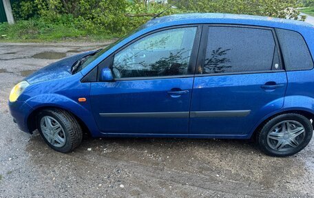 Ford Fiesta, 2006 год, 330 000 рублей, 3 фотография