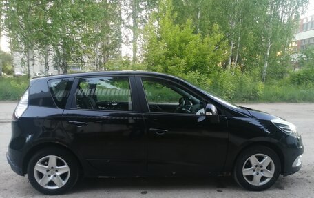 Renault Scenic III, 2012 год, 900 000 рублей, 12 фотография