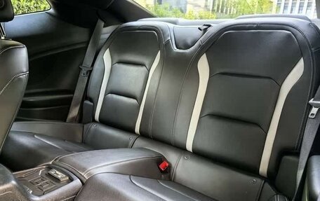 Chevrolet Camaro VI, 2017 год, 3 270 000 рублей, 14 фотография