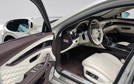 Bentley Flying Spur, 2024 год, 26 666 000 рублей, 6 фотография