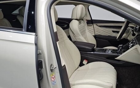 Bentley Flying Spur, 2024 год, 26 666 000 рублей, 9 фотография