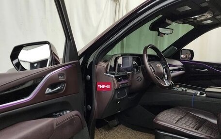 Cadillac Escalade V, 2022 год, 10 111 000 рублей, 8 фотография