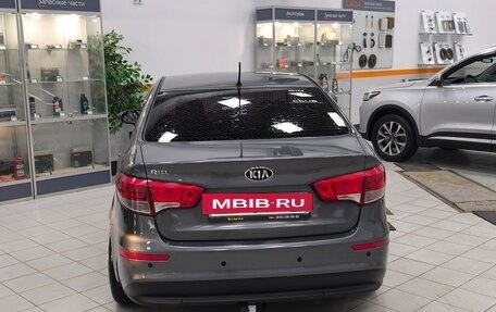 KIA Rio III рестайлинг, 2015 год, 860 000 рублей, 5 фотография