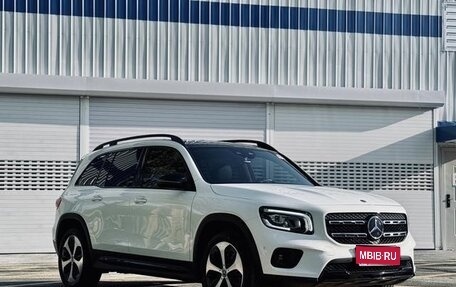 Mercedes-Benz GLB, 2021 год, 2 600 000 рублей, 1 фотография