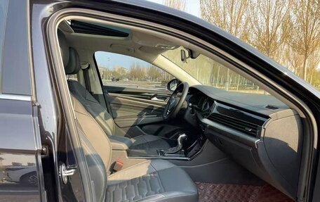 Volkswagen Passat B8 рестайлинг, 2021 год, 1 650 007 рублей, 22 фотография