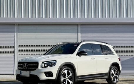 Mercedes-Benz GLB, 2021 год, 2 600 000 рублей, 3 фотография