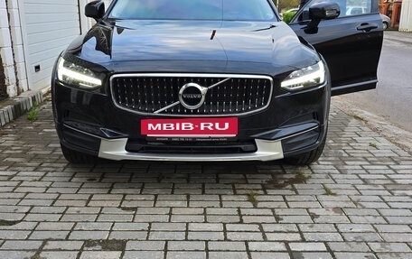 Volvo V90 Cross Country I рестайлинг, 2018 год, 3 250 000 рублей, 29 фотография