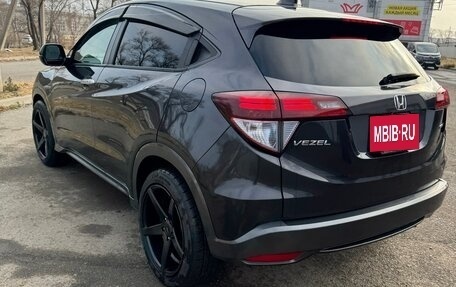 Honda Vezel, 2014 год, 1 400 000 рублей, 3 фотография