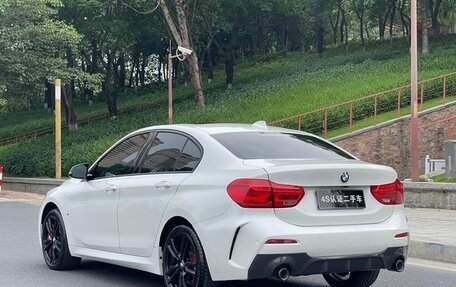 BMW 1 серия, 2021 год, 2 100 000 рублей, 2 фотография