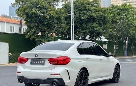 BMW 1 серия, 2021 год, 2 100 000 рублей, 6 фотография