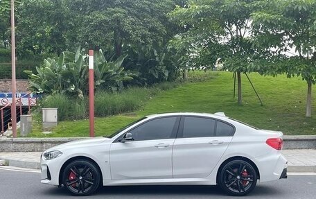 BMW 1 серия, 2021 год, 2 100 000 рублей, 3 фотография