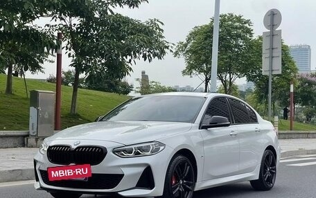 BMW 1 серия, 2021 год, 2 100 000 рублей, 5 фотография