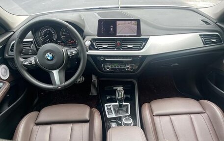 BMW 1 серия, 2021 год, 2 100 000 рублей, 16 фотография