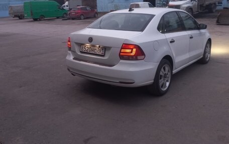 Volkswagen Polo VI (EU Market), 2018 год, 700 000 рублей, 4 фотография