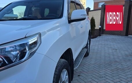 Toyota Land Cruiser Prado 150 рестайлинг 2, 2014 год, 3 750 000 рублей, 6 фотография