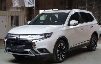 Mitsubishi Outlander III рестайлинг 3, 2022 год, 2 450 000 рублей, 1 фотография
