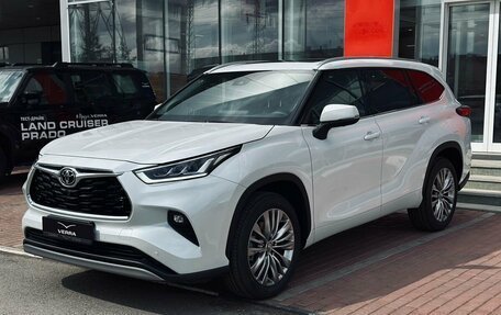 Toyota Highlander, 2025 год, 5 950 000 рублей, 2 фотография