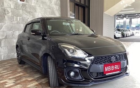 Suzuki Swift V, 2021 год, 1 450 000 рублей, 2 фотография