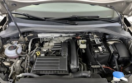 Volkswagen Tiguan II, 2020 год, 2 385 000 рублей, 9 фотография