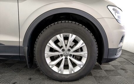 Volkswagen Tiguan II, 2020 год, 2 385 000 рублей, 18 фотография