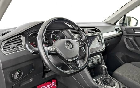 Volkswagen Tiguan II, 2020 год, 2 385 000 рублей, 16 фотография