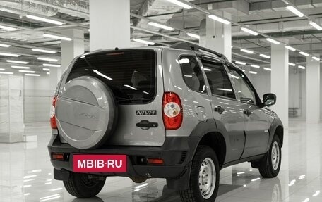 Chevrolet Niva I рестайлинг, 2013 год, 600 000 рублей, 2 фотография