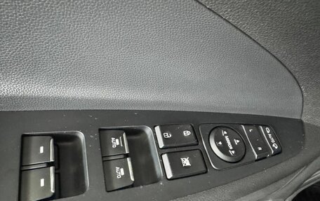 Hyundai Tucson III, 2019 год, 2 500 000 рублей, 12 фотография