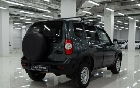 Chevrolet Niva I рестайлинг, 2017 год, 485 000 рублей, 2 фотография